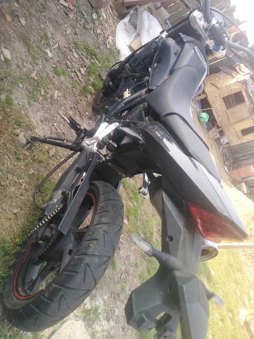 Cadru ksr moto 125cc 2016 am și toate carenele ale lui