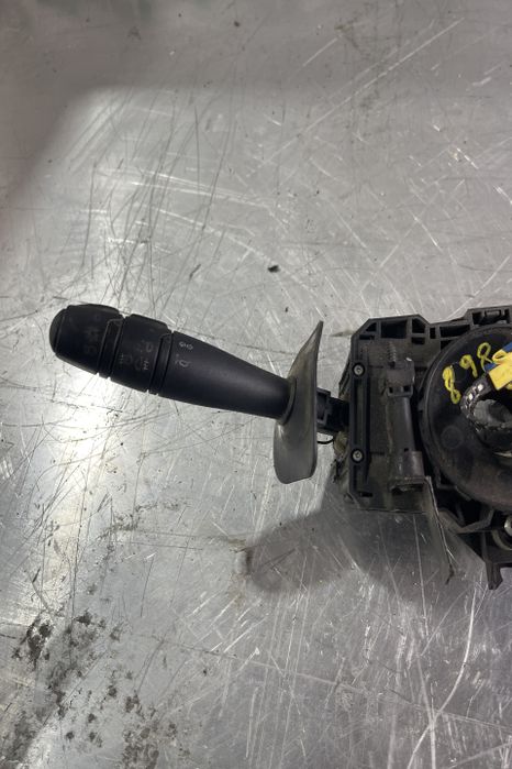 Maneta semnalizare 8200375337 / 820037 5337 Dacia Logan prima generat