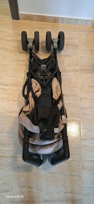 Carucior pliabil quattro