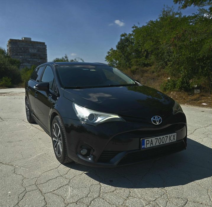 Toyota Avensis 2016