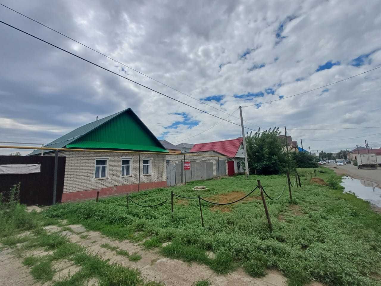Продам  два дома