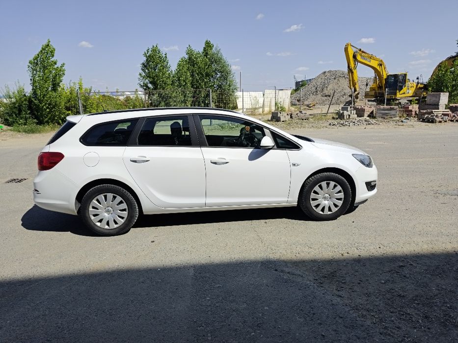 Opel Astra j 1.6, 2016