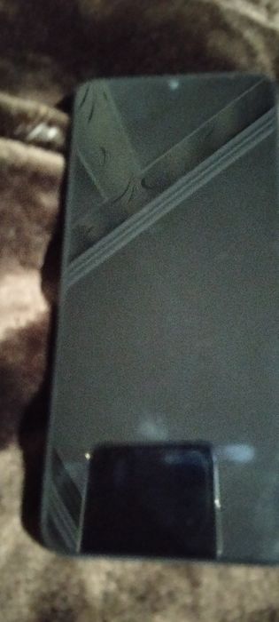 Vivo y53s  8+4/128gb