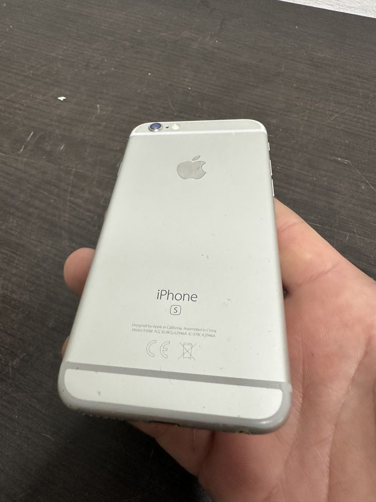 Apple Iphone 6S pentru piese dezmembrari ( display impecabil )