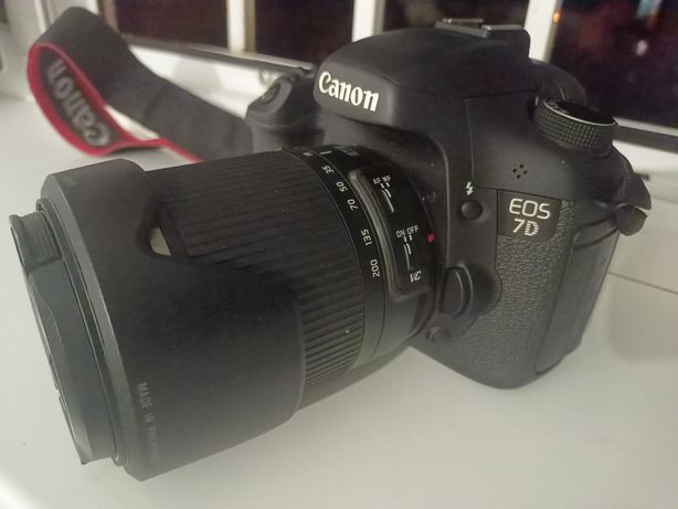 Продажа  фотоаппарат Canon 7D новый