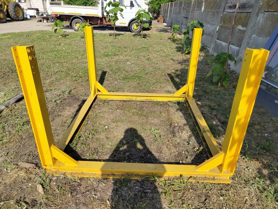 Structură metalică pentru transport lemn (buștean)