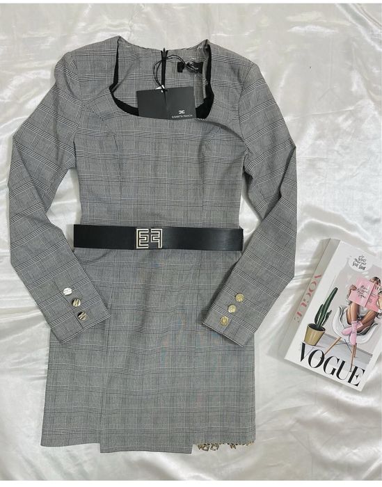 Рокля Elisabetta Franchi