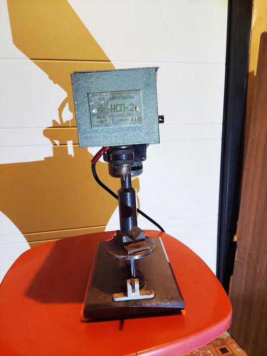 Продам заводской мини сверлильный станок. НСП-2