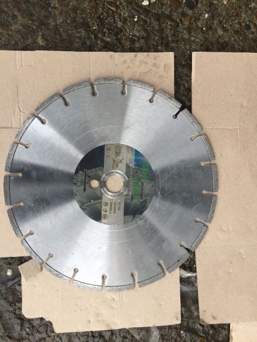 Panza Disc Tăiere Asfalt Dia-MAX 300x25,4 BF 68