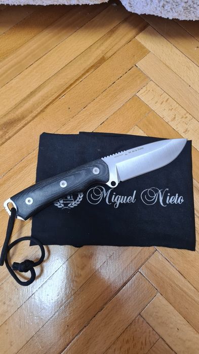 Cutit buschcraft Miguel Nieto