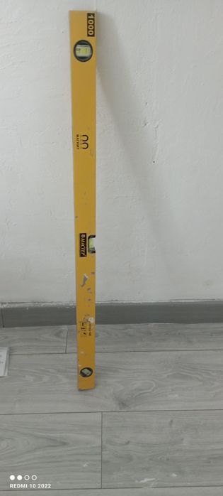 Продам строительный уровень