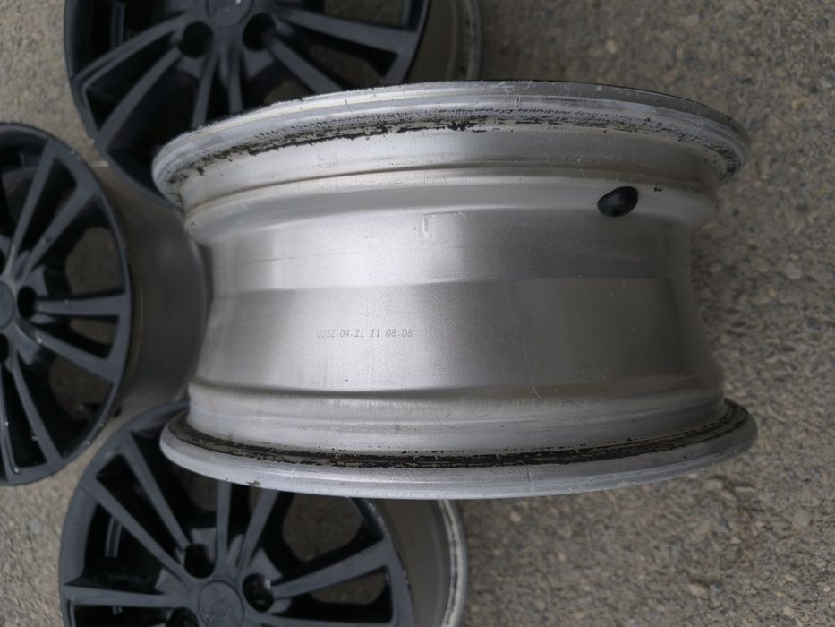 Диски на Шевролет кобальт R15