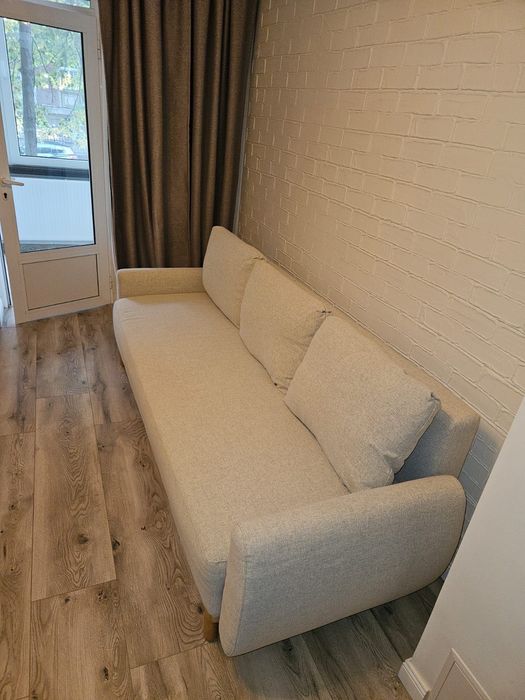 Vand canapea extensibila ikea