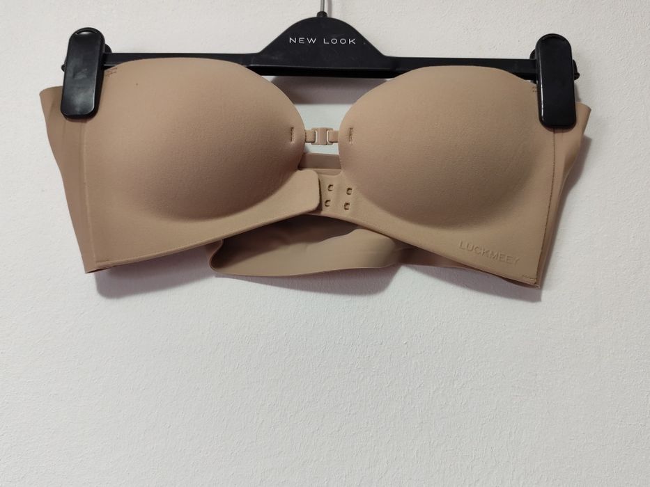 Luckmeei sutien dama