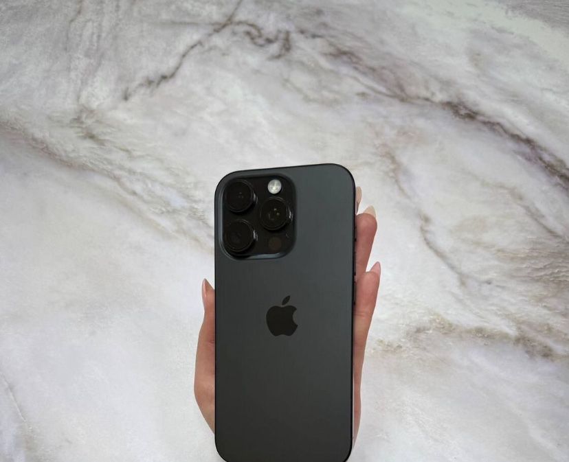 Iphone 15 Pro 256Gb с гарантией