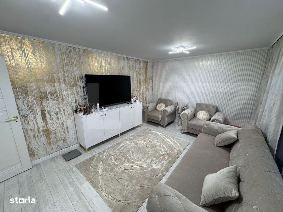 Apartament de vanzare, cu 2 camere, zona Micro 6