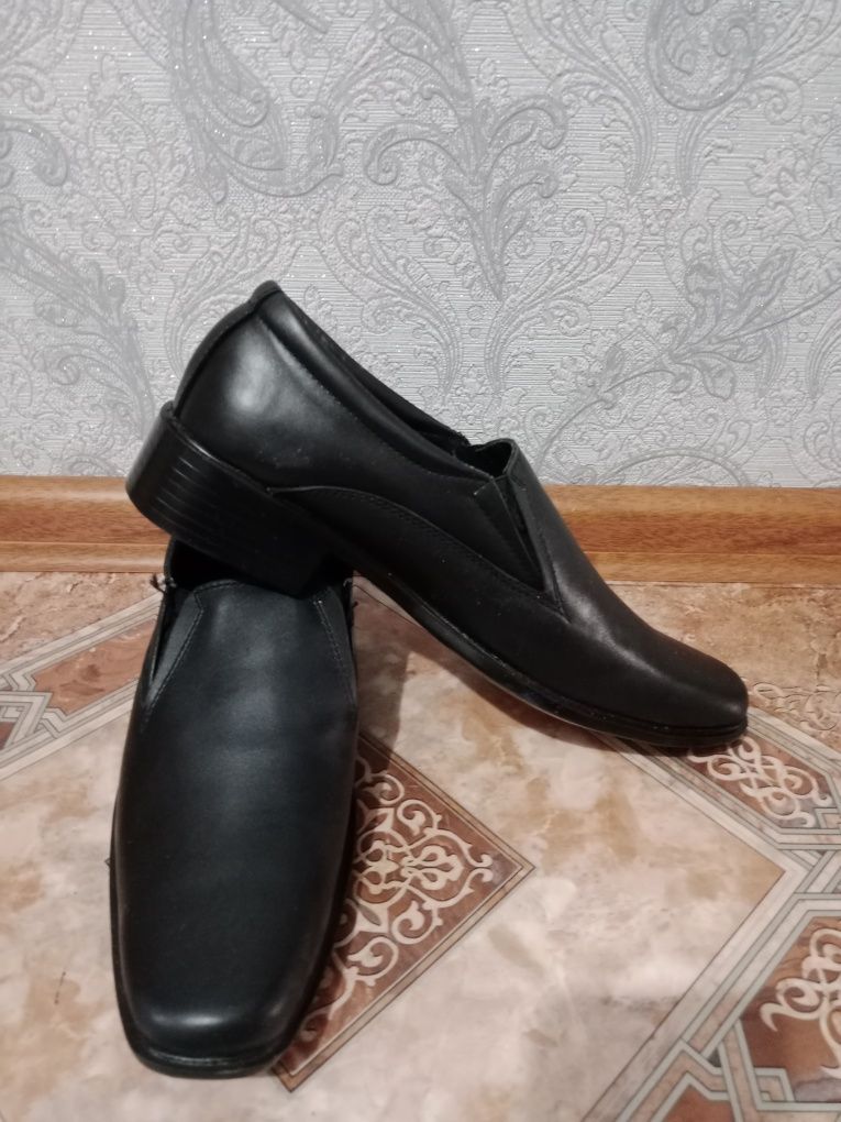 Продаётся  туфли