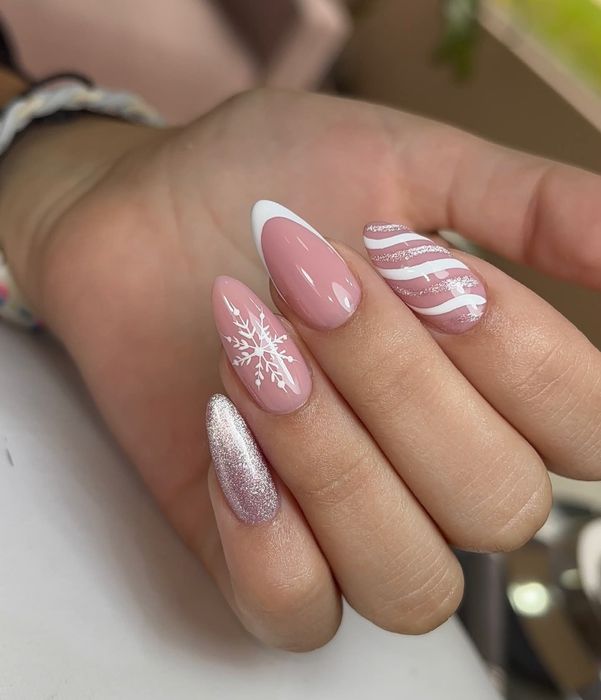 Выезд. Маникюр, педикюр