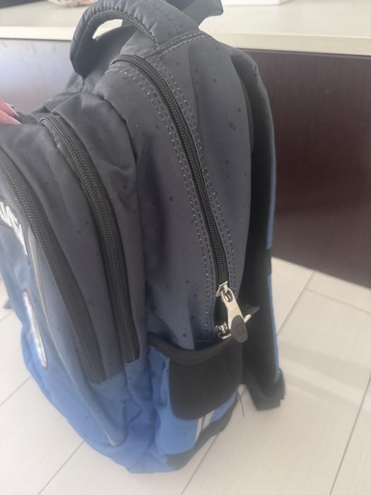 Ghiozdan pentru clasa 1-4