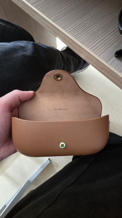 RRAY-BAN | META WAYFARER Frame: Matte Black Lenses: Clear / Graphite G