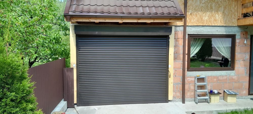 Usa garaj Tip rulou aluminiu