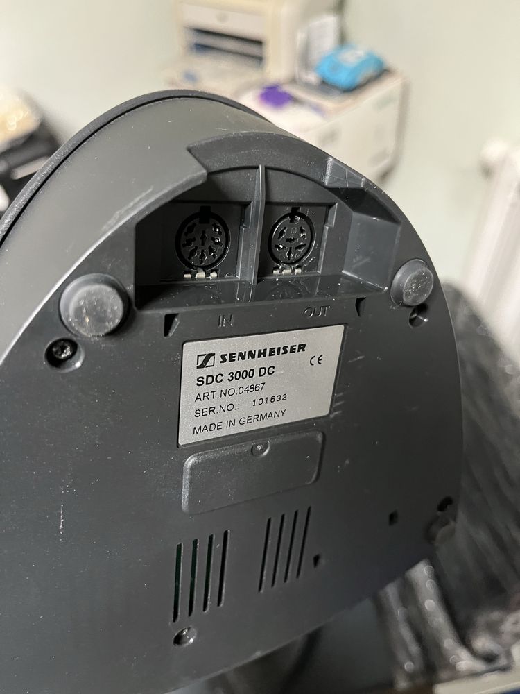 Продам конференц-систему Sennheiser