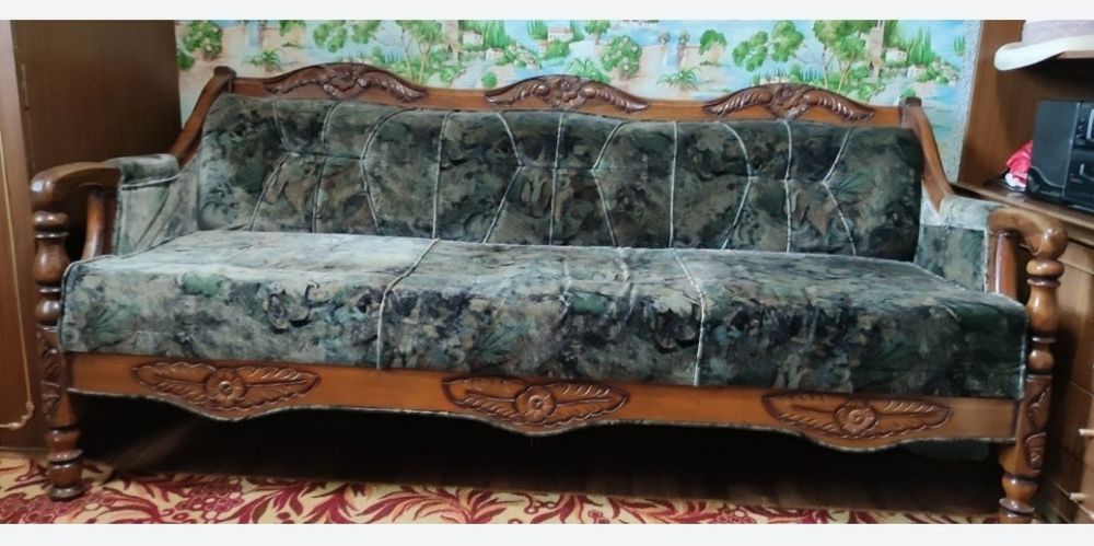 Диван. Ручной работы. Дерево