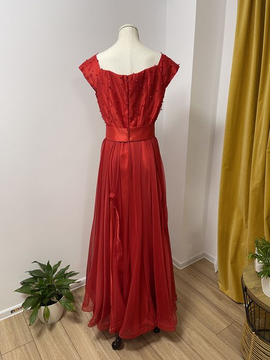 Rochii facute pe comanda