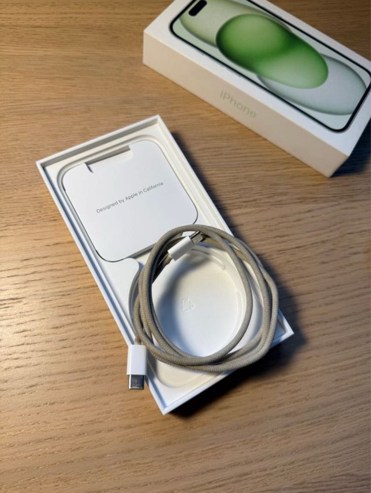 Iphone 15  128 gb