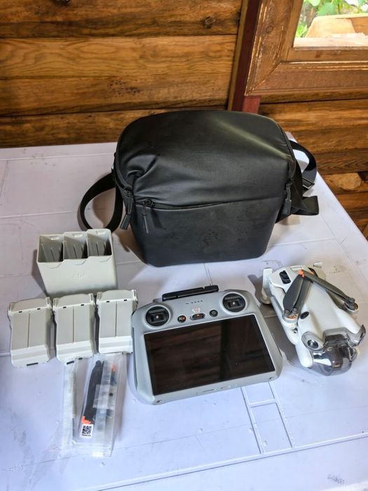 Dji mini 4 pro combo