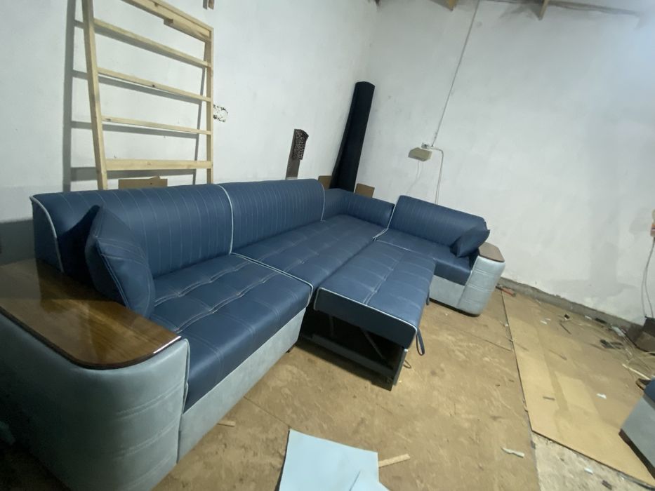 Mehmonxona uglavoy devan