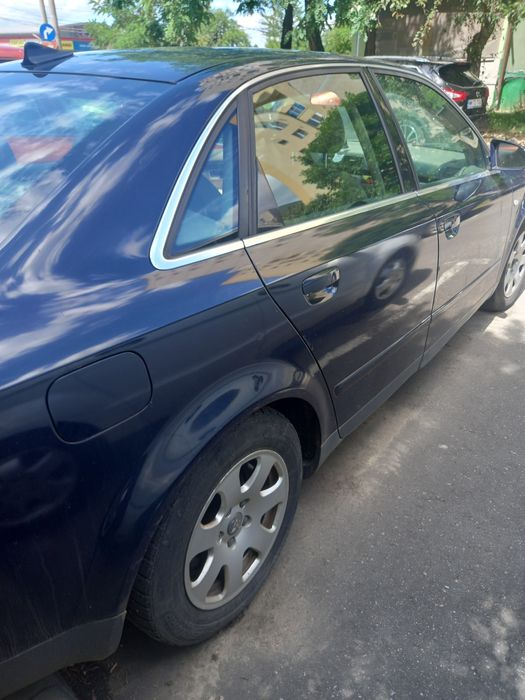 AUTOTURISM audi a4b6