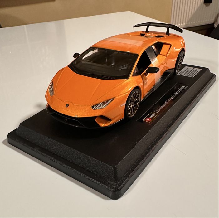 Macheta Lamborghini Huracan Performante 1:24