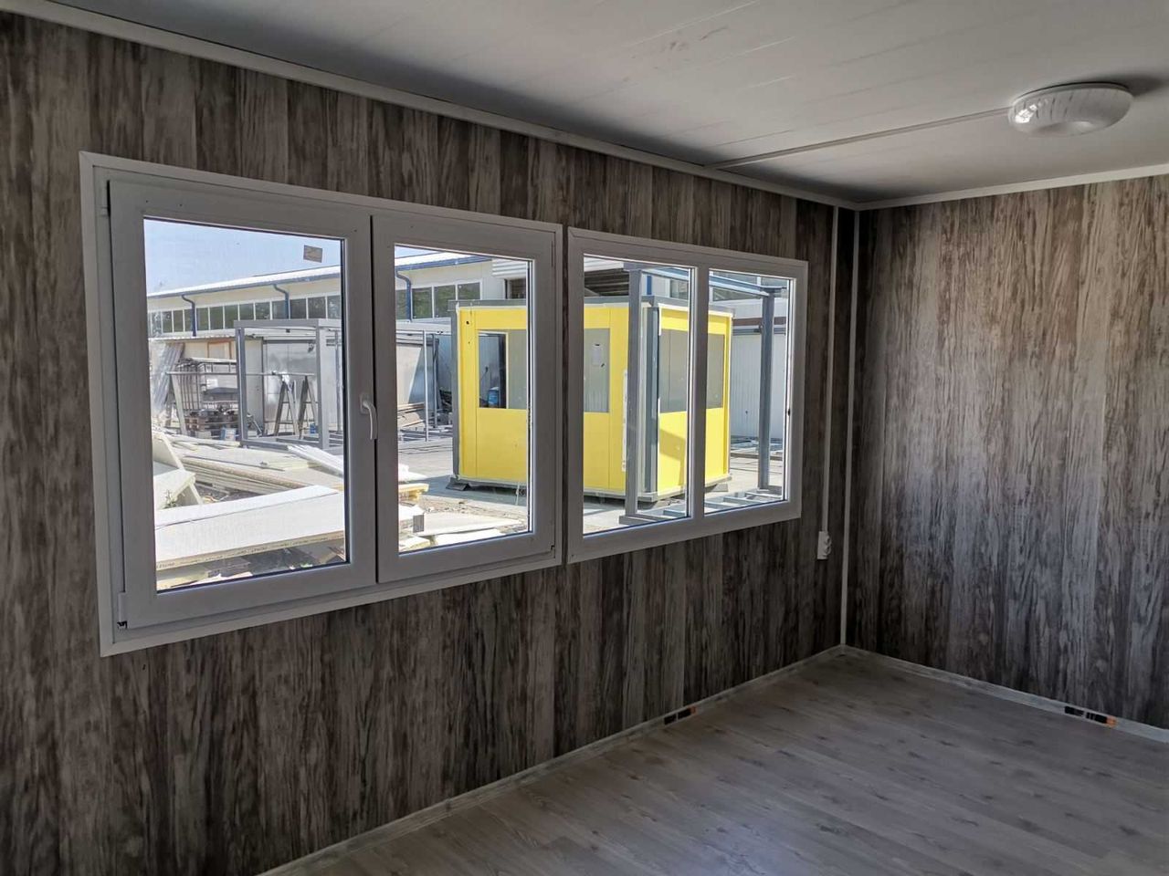 Продава се Къща в София, Люлин 1 - 18 кв.м за 431 €/кв.м - Снимка #2