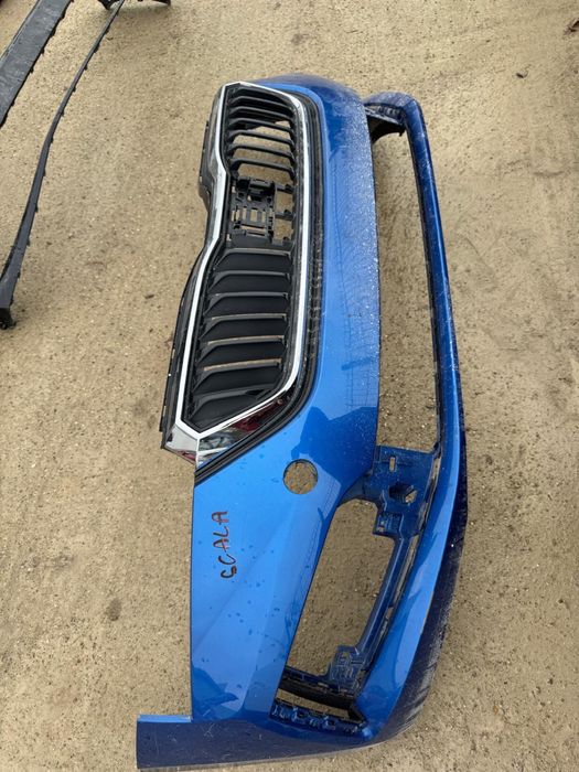 Bara fata + grila centrala Skoda Scala Albastra 2019/2020/2021/2022/23