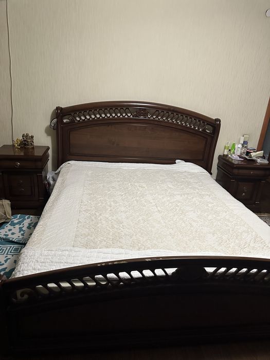 Спальный гарнитур с большим шкафом