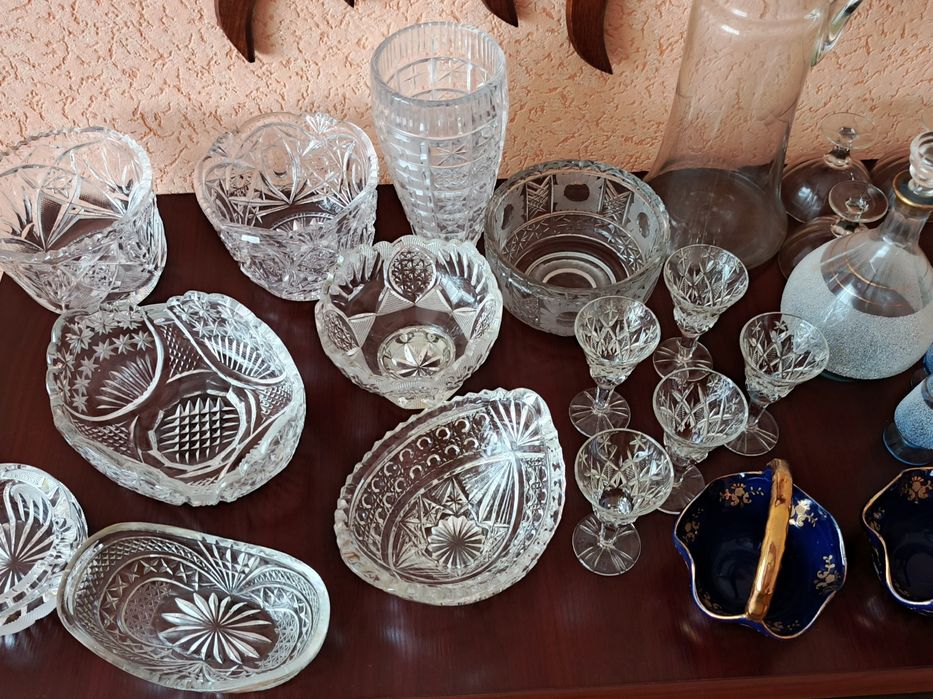 Хрустальные вазочки разные