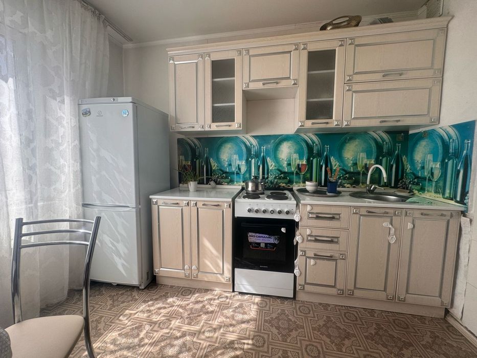 Сдам 2-х комнатная квартира  ГЛИНКИ 31Б