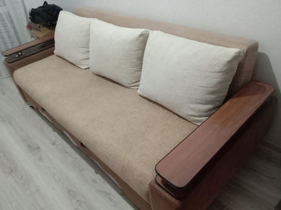 Продам диван раскладной
