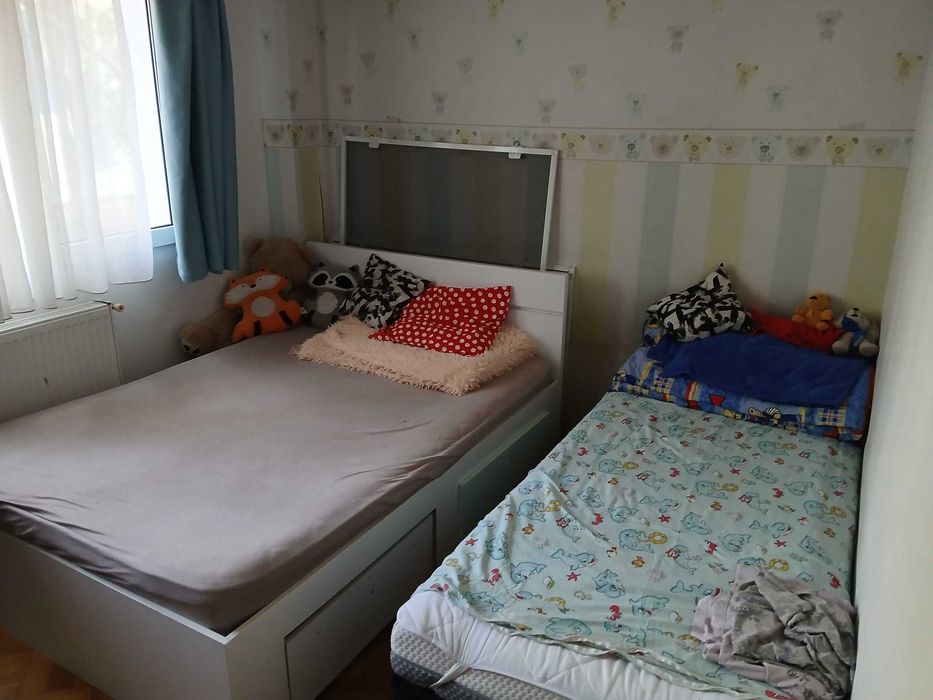 Vind apartament 2 camere , semidecomandat , cf 1