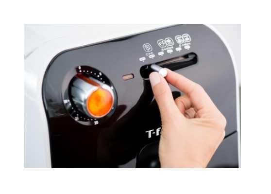 Фритюрник TEFAL Fry Delight FX100015