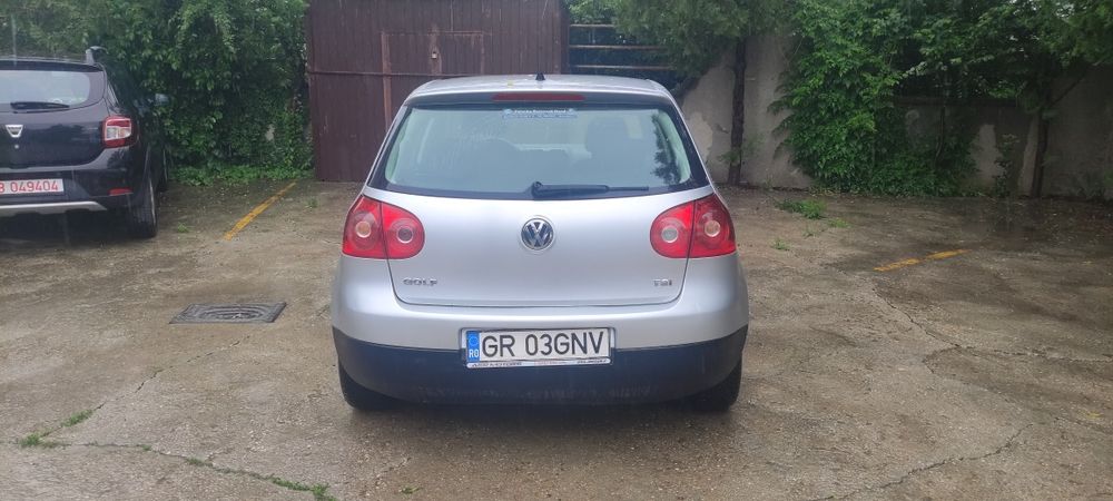 Vw golf v  2008 întreținut