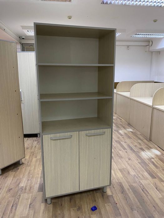 ishlatilgan shkaf knijni va kampyuterni stollar bor arzon narxlarda