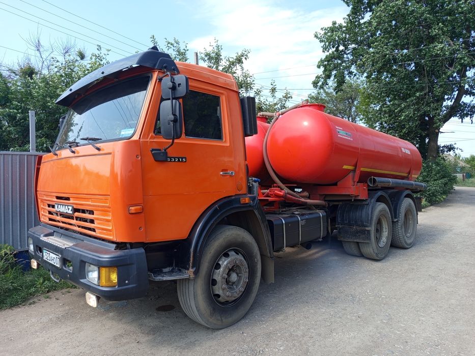 Ассенизатор, откачка септиков.