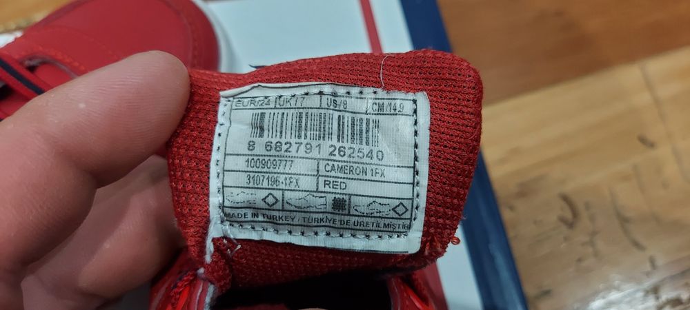 Детски кецове и сандали Adidas