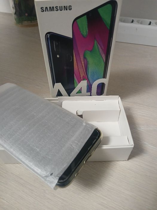 Samsung Galaxy A40 – stare foarte bună