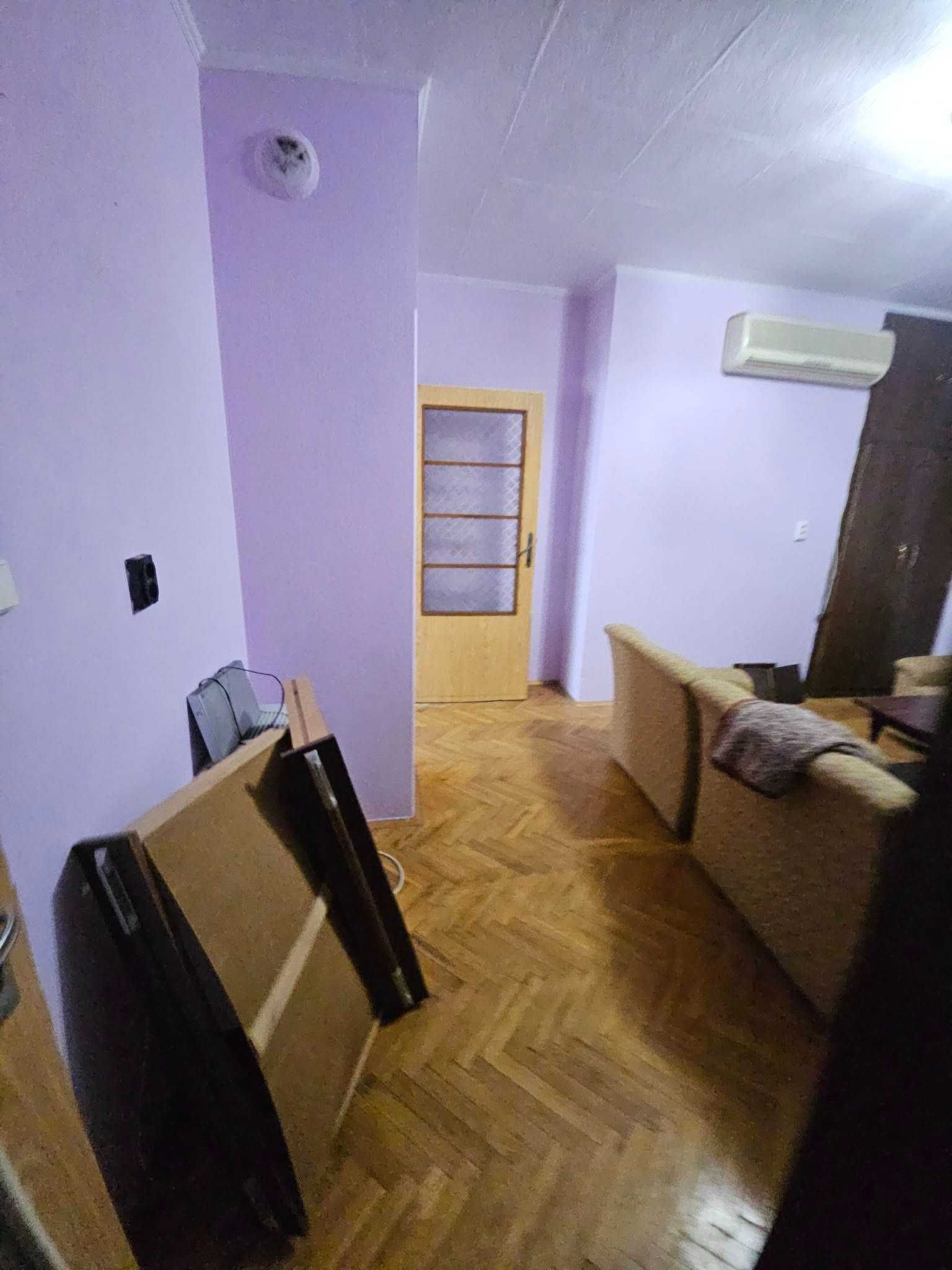Продава масивна къща в кв.Кулата гр.Казанлък