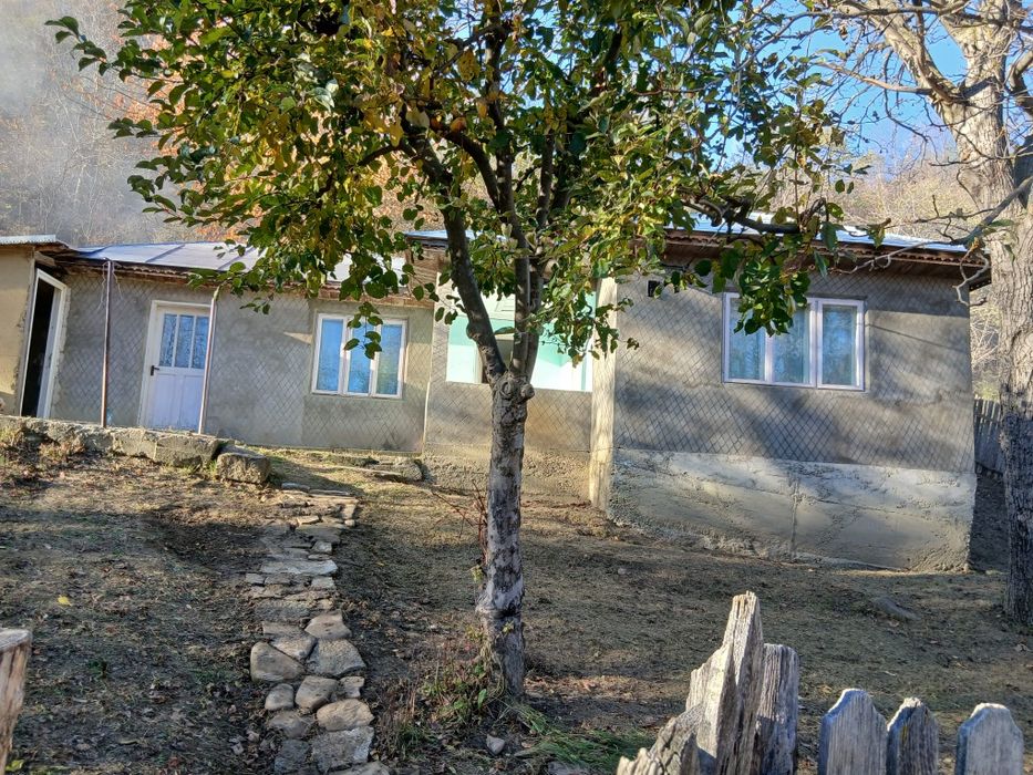Casa de vanzare Reghiu