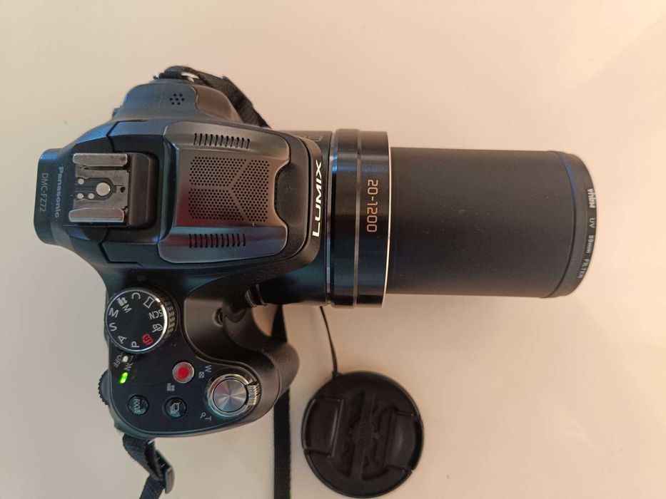 Panasonic LUMIX DMC-FZ72 16.1MP цифров фотоапарат