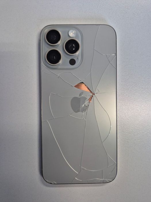 iPhone 15 Pro MAX с гаранция